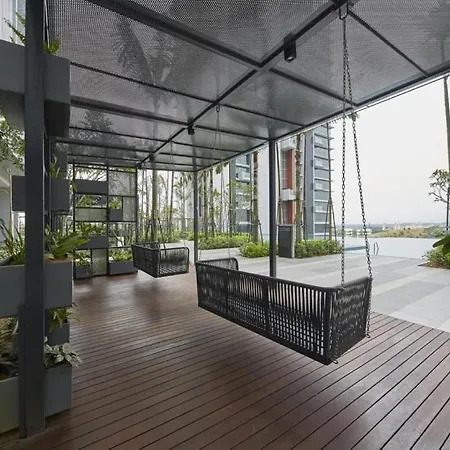 B2107 Grand Medini Pool View 100Ms Netflix By Stay Iskandar Puteri Luaran gambar