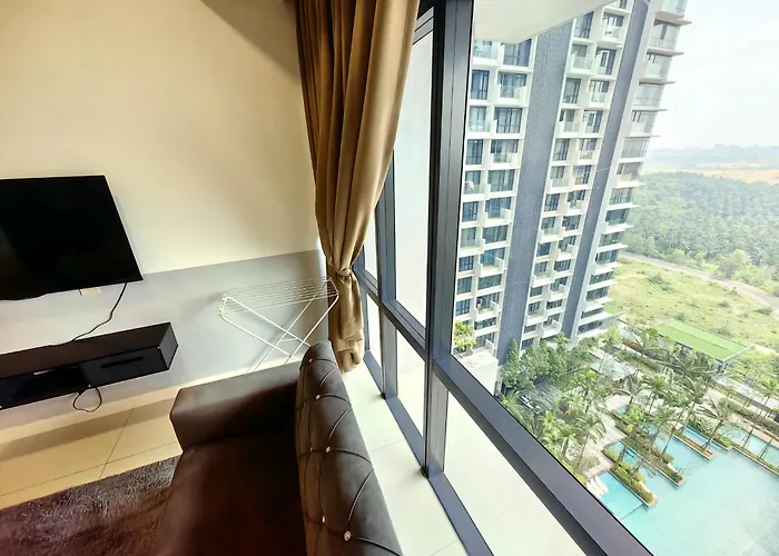 B2107 Grand Medini Pool View 100Ms Netflix By Stay